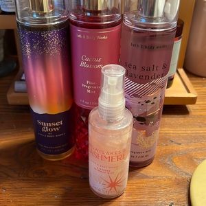 bath and body works fragrance bundle! (not cactus blossom)